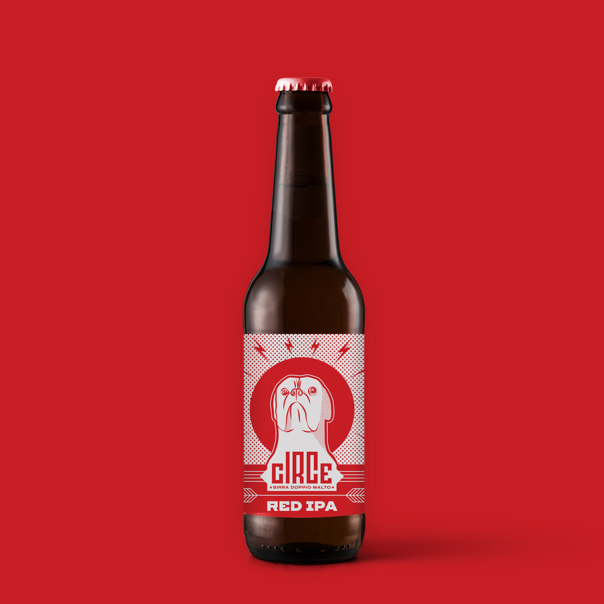 bottiglia ed etichetta birra circe tenuta la fiera