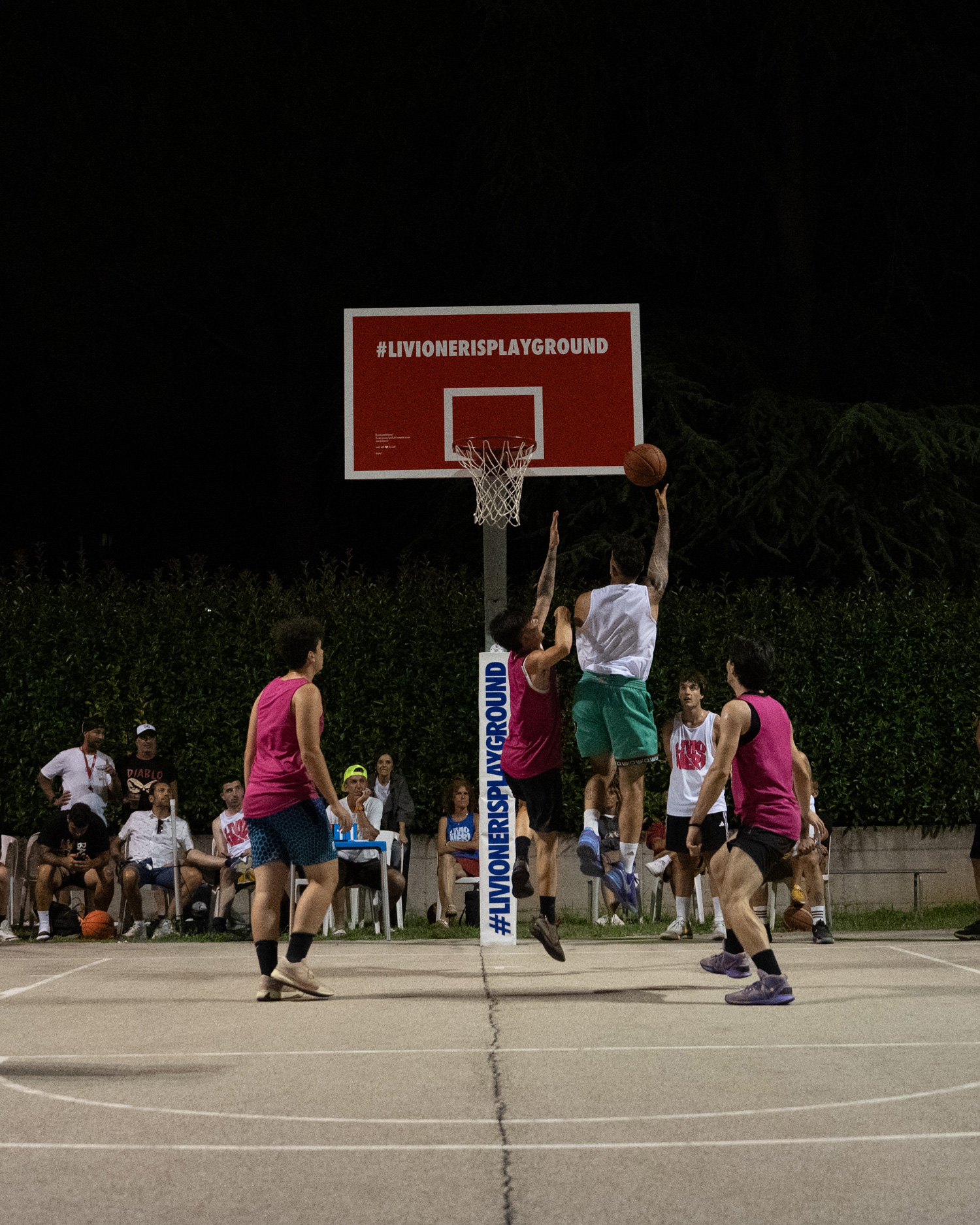 fotografia basket notturna livio neri play ground